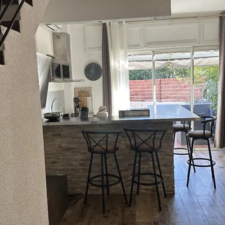 Apartment Apartement Maenat